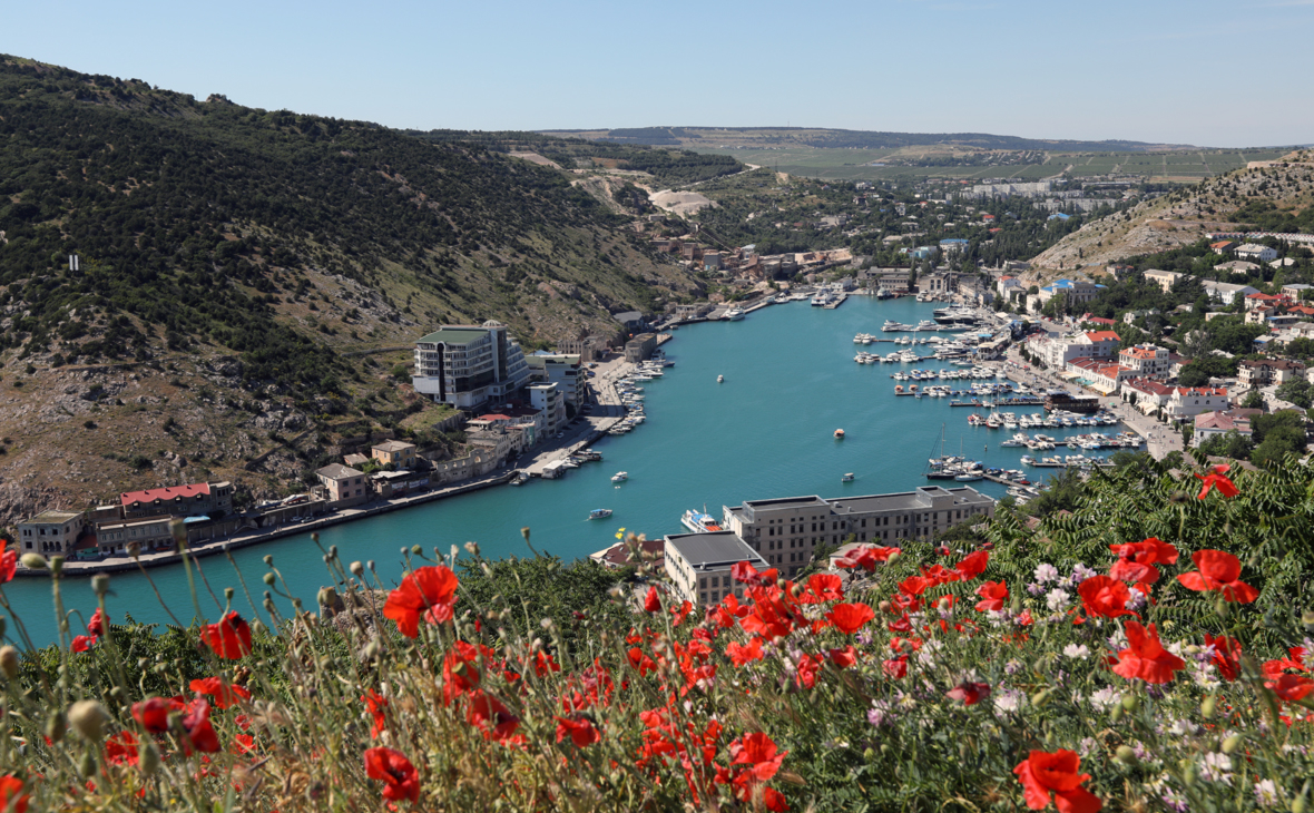 На полуострове Крым начался туристический сезон