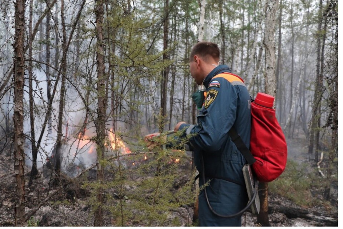 Для устранения пожаров в Якутии привлечены новые силы