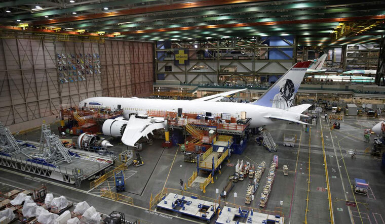 Российские авиакомпании разбирают самолеты на запчасти