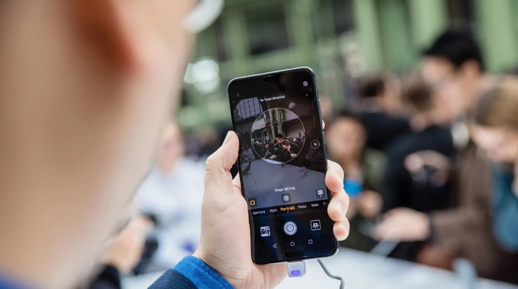 Россиянам порекомендовали не покупать смартфоны из Китая